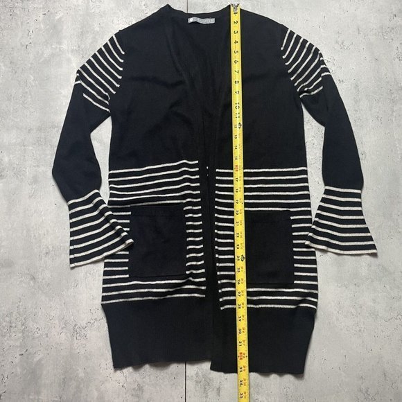 InCashmere Poncho Ruana Womens Sz S Sweater‎ Wrap Black Striped  100% Cashmere - Picture 9 of 9